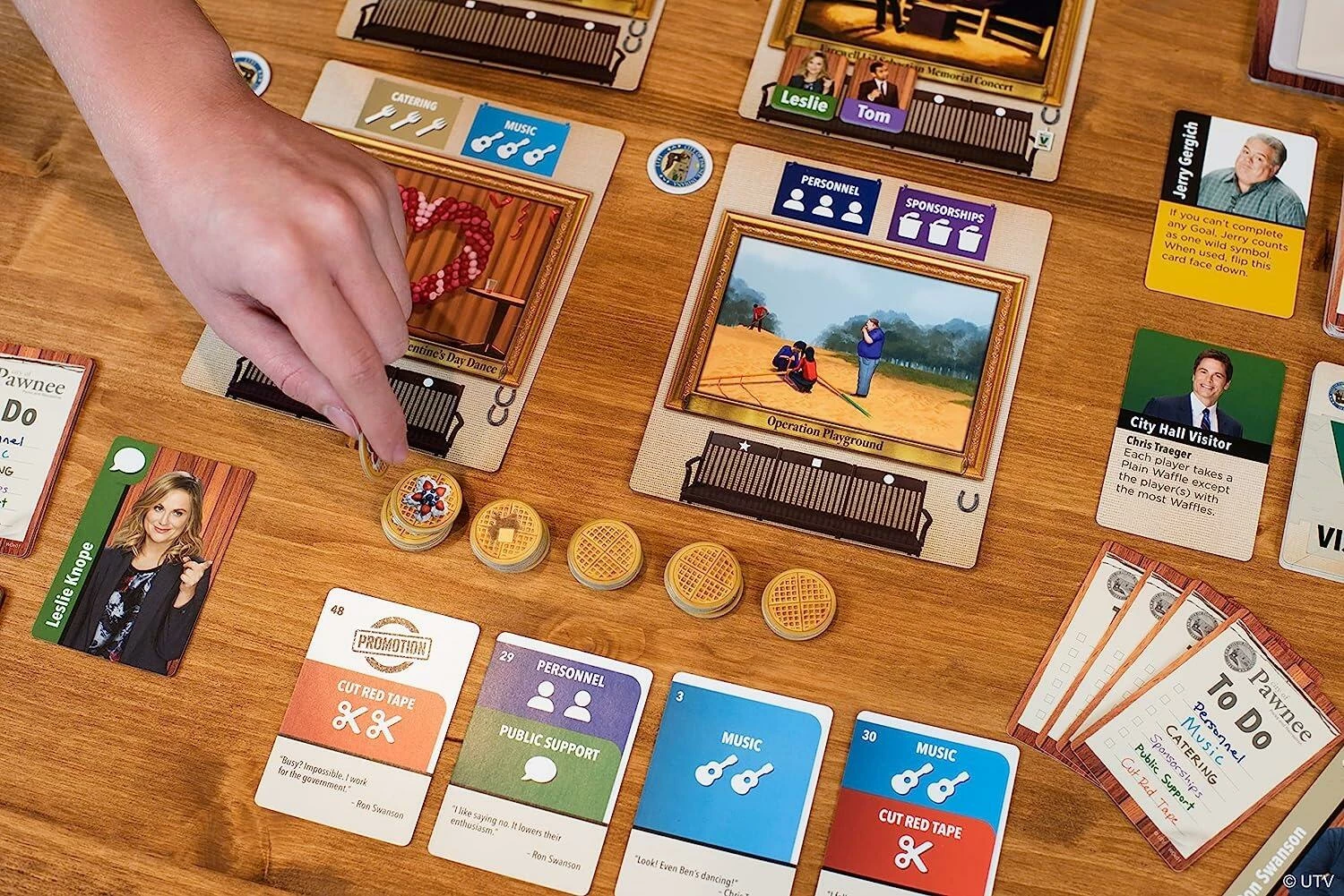 FUNKO Parks And Recreation Party Card Game 5 FUNKO Parks And Recreation Party Card Game - Image 3