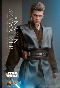 *PRE-ORDER Anakin Skywalker - Star Wars Hot Toys Collectibles 1/6 Scale Action Figure