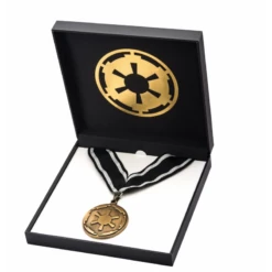 Star Wars Mandalorian The Client Cog Medallion